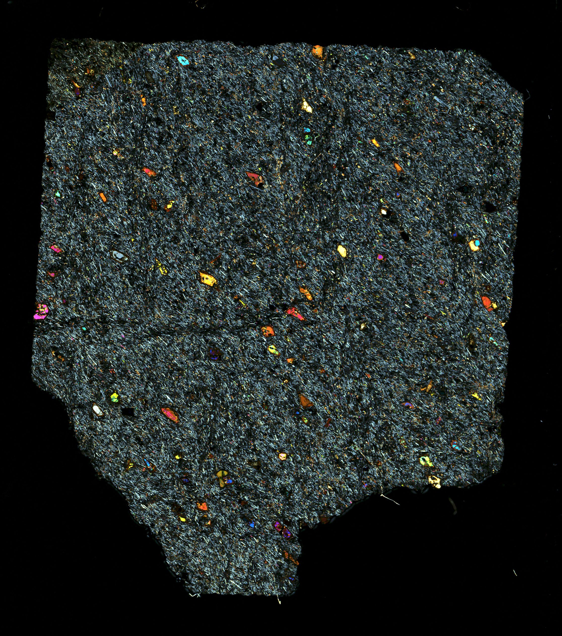 basalt-pol-sm